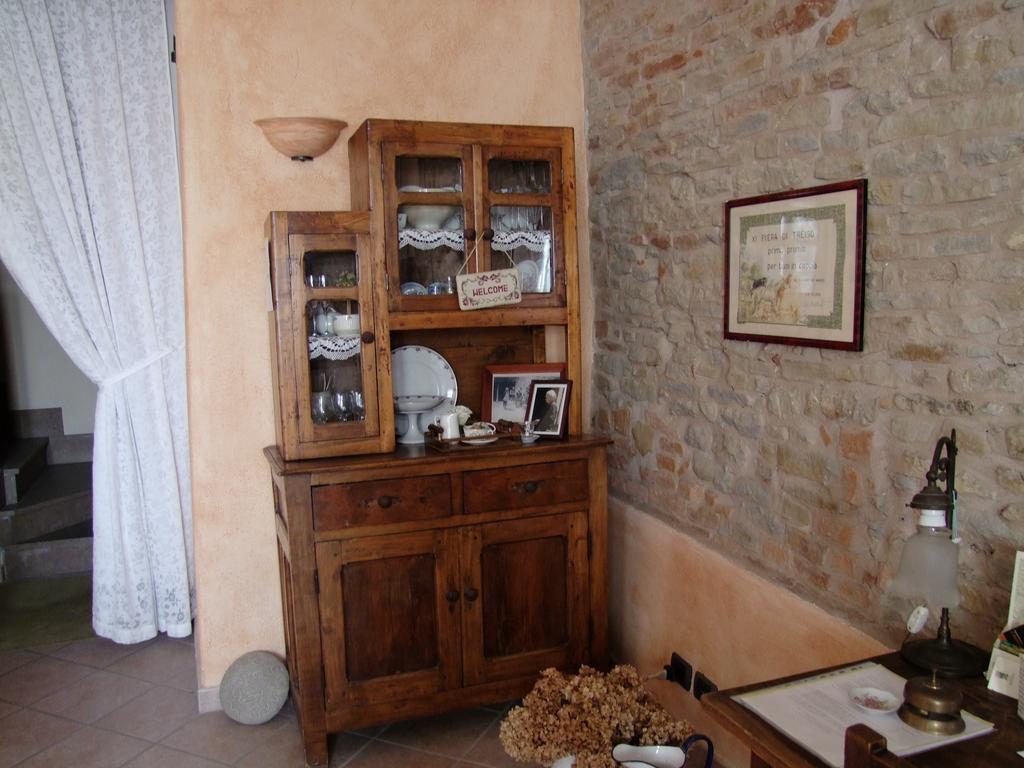 Casa Branzele Bed & Breakfast Trezzo Tinella Ngoại thất bức ảnh