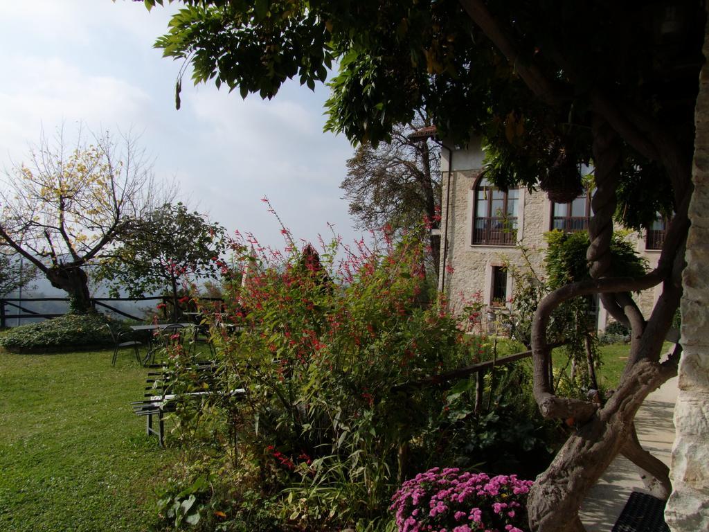 Casa Branzele Bed & Breakfast Trezzo Tinella Ngoại thất bức ảnh