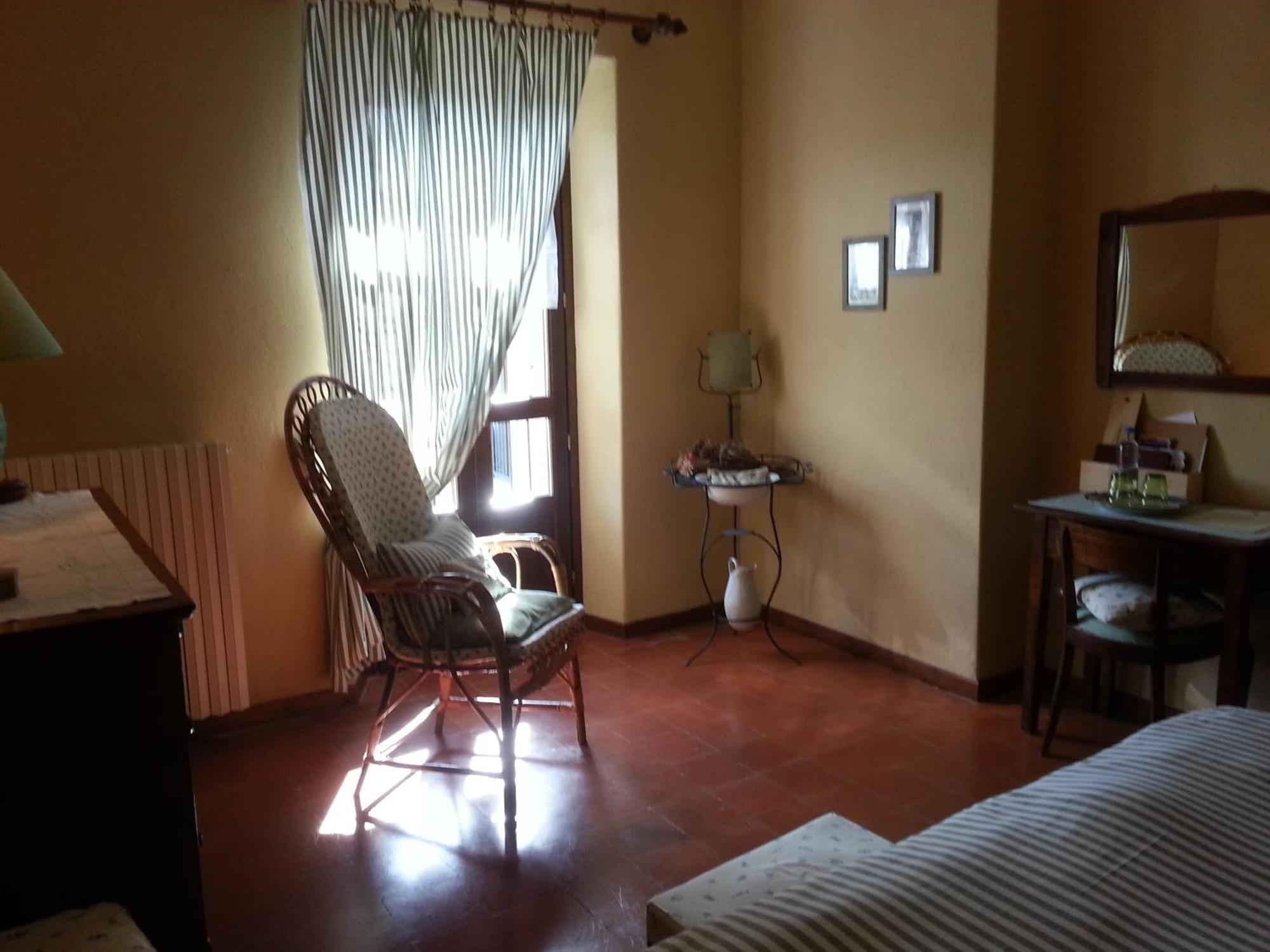 Casa Branzele Bed & Breakfast Trezzo Tinella Phòng bức ảnh